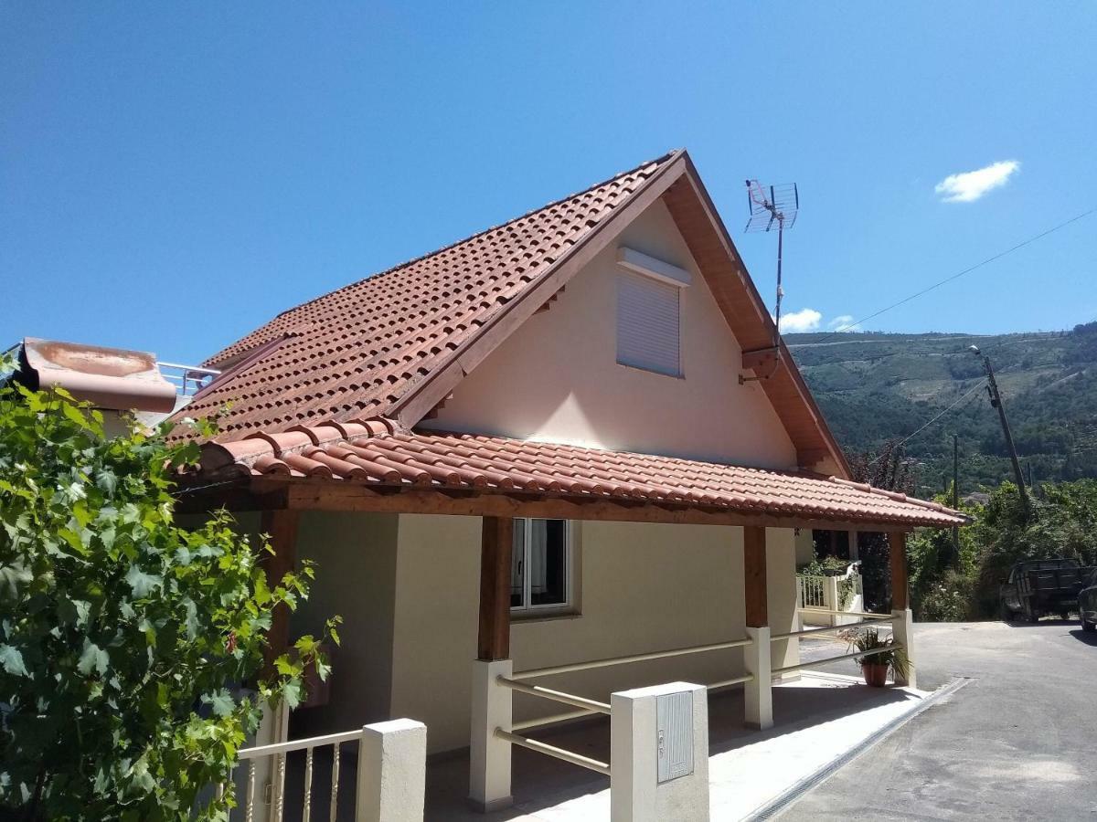 Casas Do Caminho Velho Apartment ริเบรา ดิ เปนา ภายนอก รูปภาพ